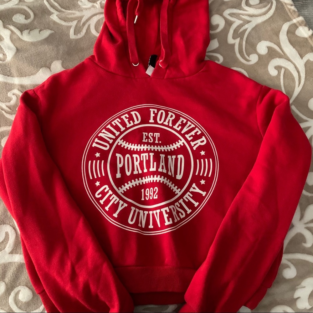 Cropped hoodie